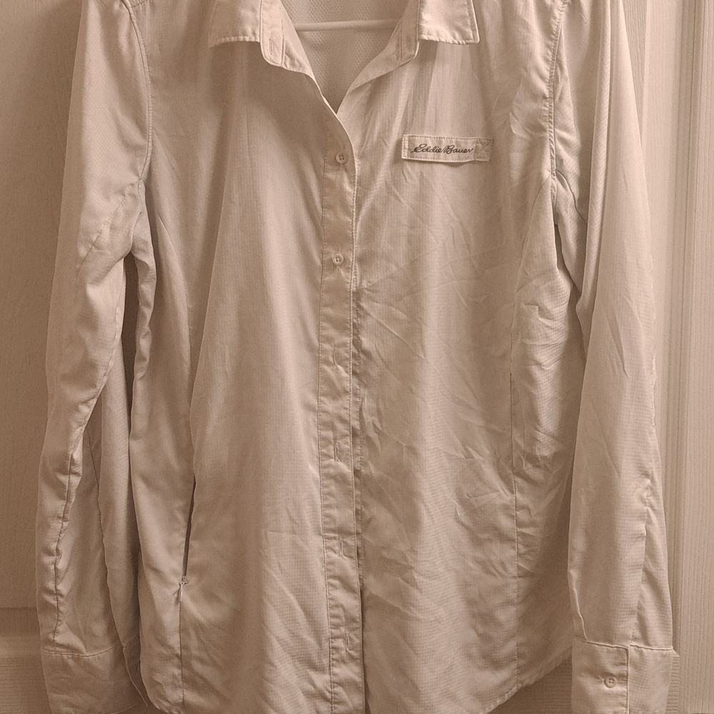 Women's Eddie Bauer White Long-Sleeve Button-Up Shirt